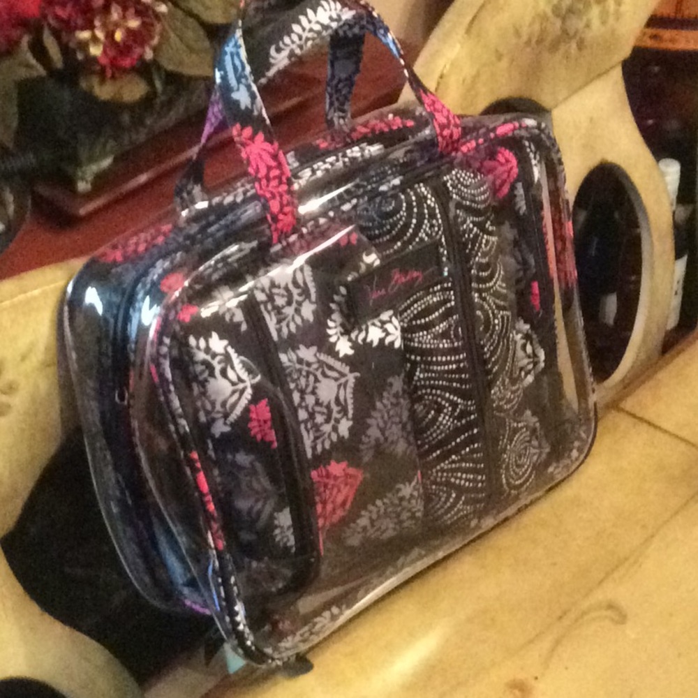 Vera Bradley 4 piece cosmetic organizer new tags